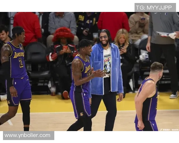 2015年湖人与小牛的激烈对决回顾及赛季影响分析