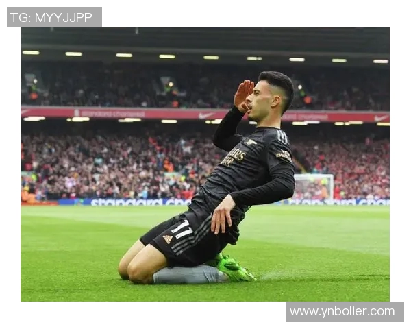 马丁内利的崛起之路：从青涩小将到足坛新星的华丽转身