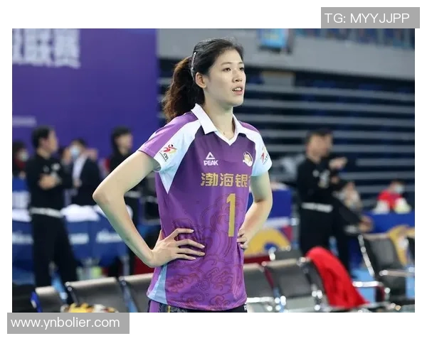 成都排球队以65分领跑精英赛积分榜展现强劲实力和竞争优势 成都排球队以65分领跑精英赛积分榜展现强劲实力和竞争优势