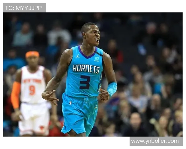 特里罗齐尔的篮球之路：从新秀到明星球员的成长历程与挑战