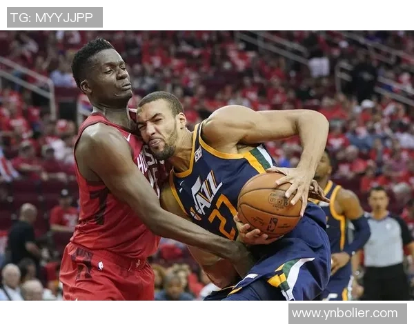 火箭队与爵士队激战正酣最终比分12比7精彩瞬间回顾与分析