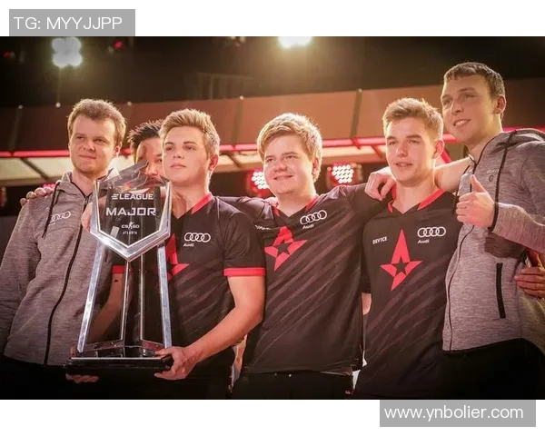 聚焦CSGO：探讨LNG战队在意识与战术上的创新与挑战MBA