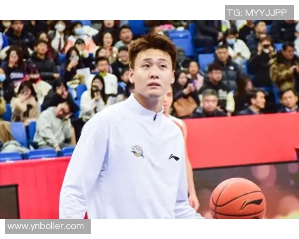 上海篮球队状态分析与未来展望聚焦球队表现与战术调整 上海篮球队状态分析与未来展望聚焦球队表现与战术调整